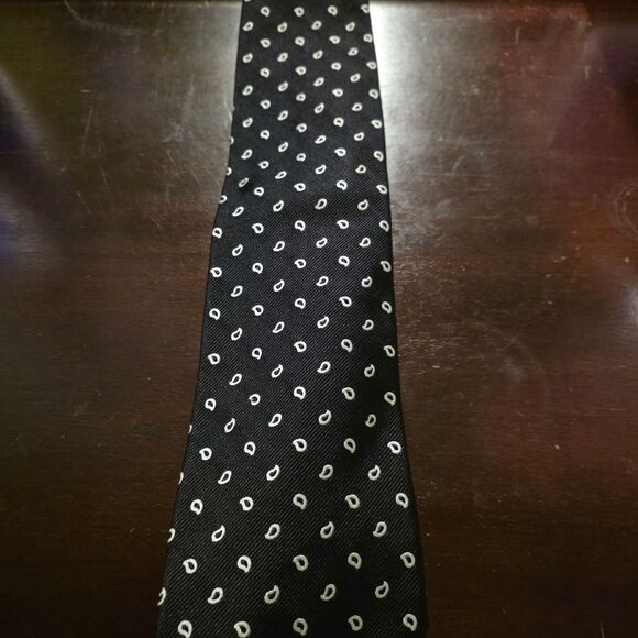 Elegant Black and White Polka Dot Men's Tie - Picture 7 of 8